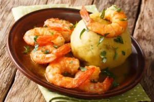 Read more about the article Gastronomy in Santo Domingo: festivals, markets, and high cuisine